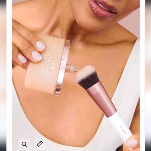 Ever Face #2 Foundation Brush - Picture 1 of 8